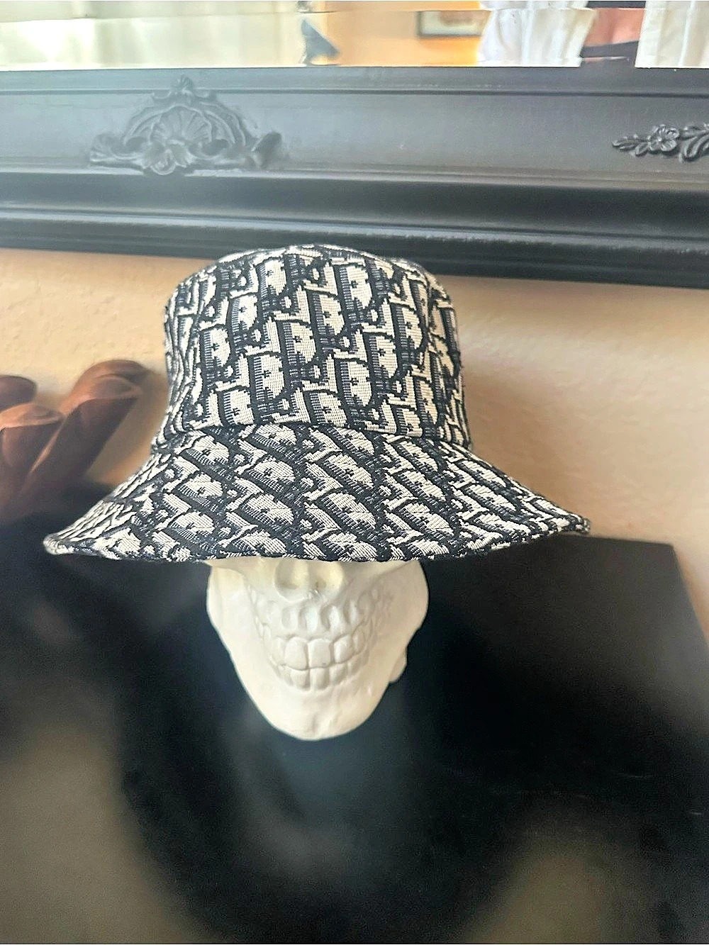 Christian Dior Small Brim Bucket Hat